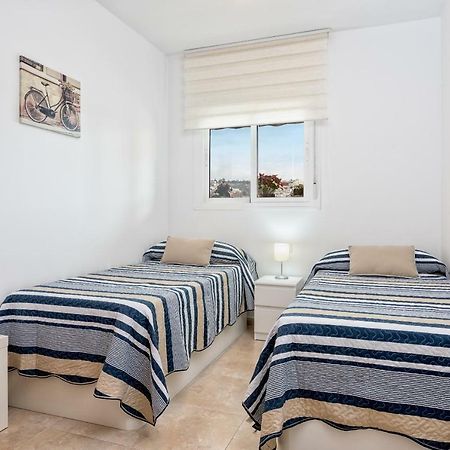 Wintowinrentals Best Location, Beach, Pool & Parking Rincon de la Victoria Exterior photo