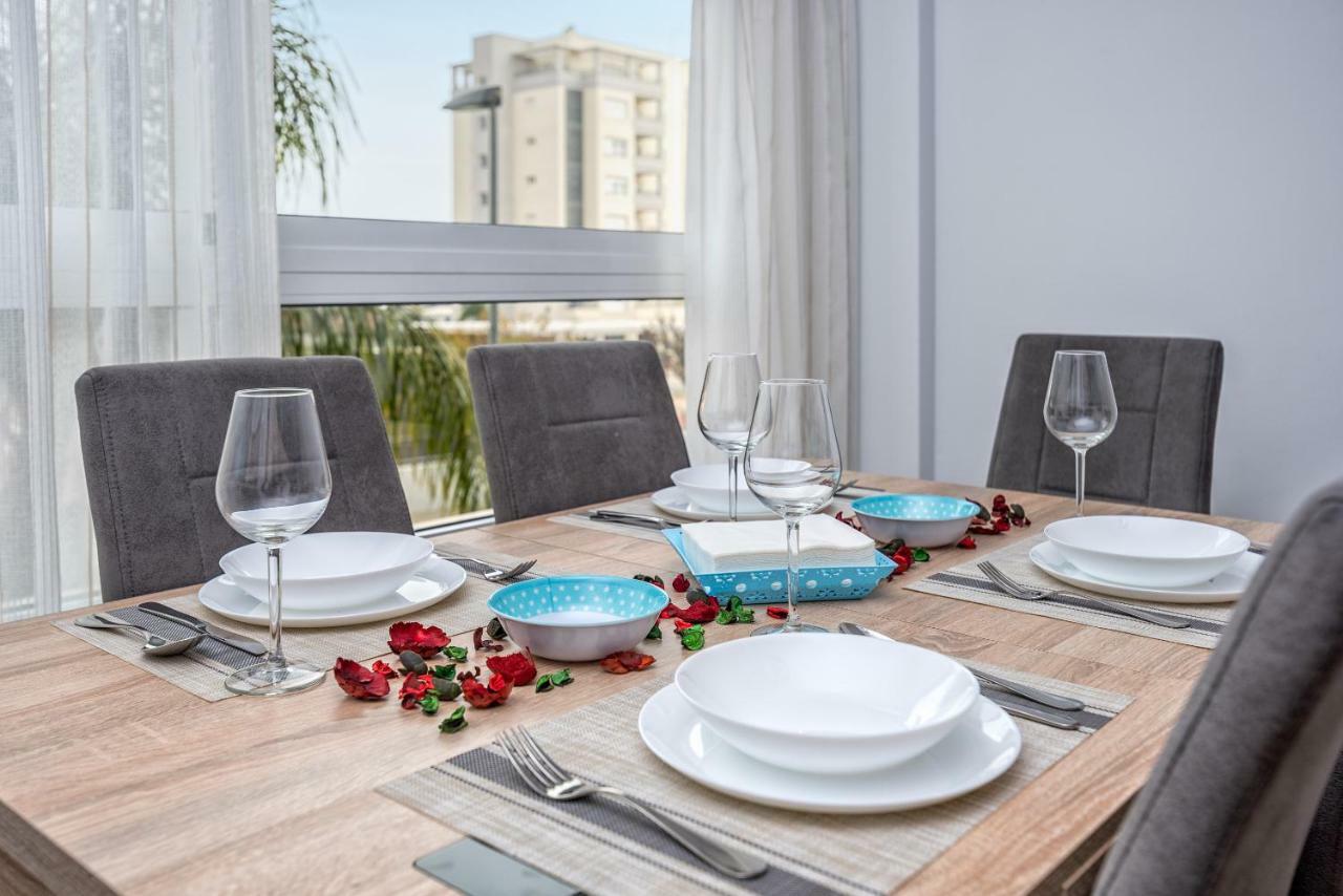Wintowinrentals Best Location, Beach, Pool & Parking Rincon de la Victoria Exterior photo