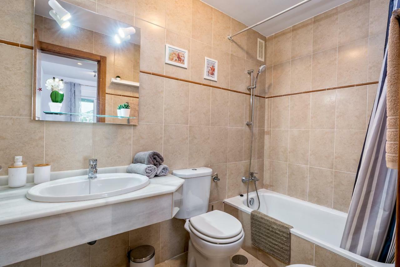 Wintowinrentals Best Location, Beach, Pool & Parking Rincon de la Victoria Exterior photo