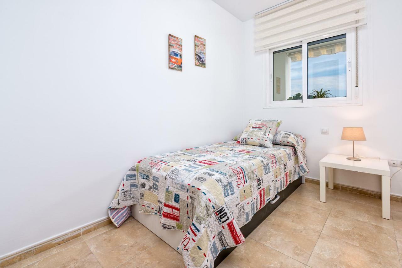 Wintowinrentals Best Location, Beach, Pool & Parking Rincon de la Victoria Exterior photo