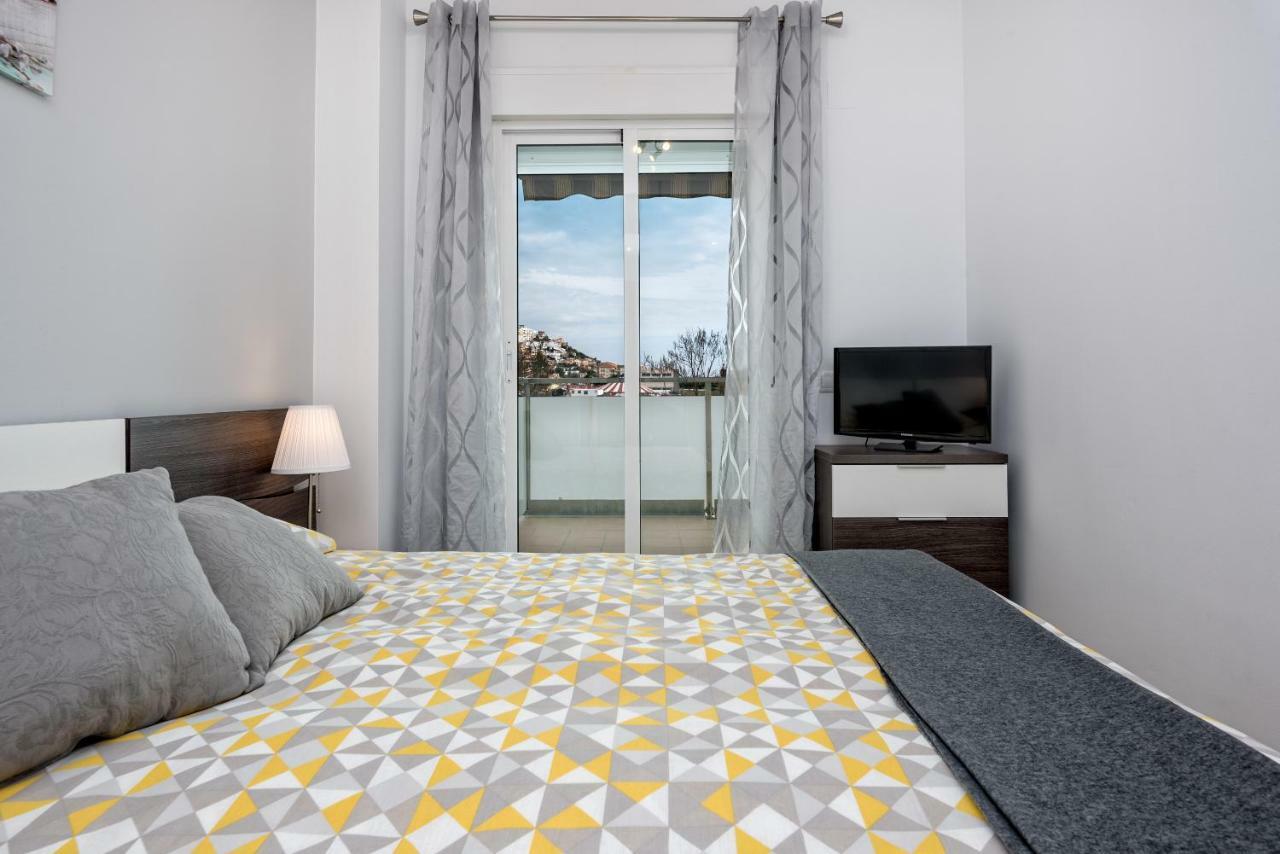 Wintowinrentals Best Location, Beach, Pool & Parking Rincon de la Victoria Exterior photo