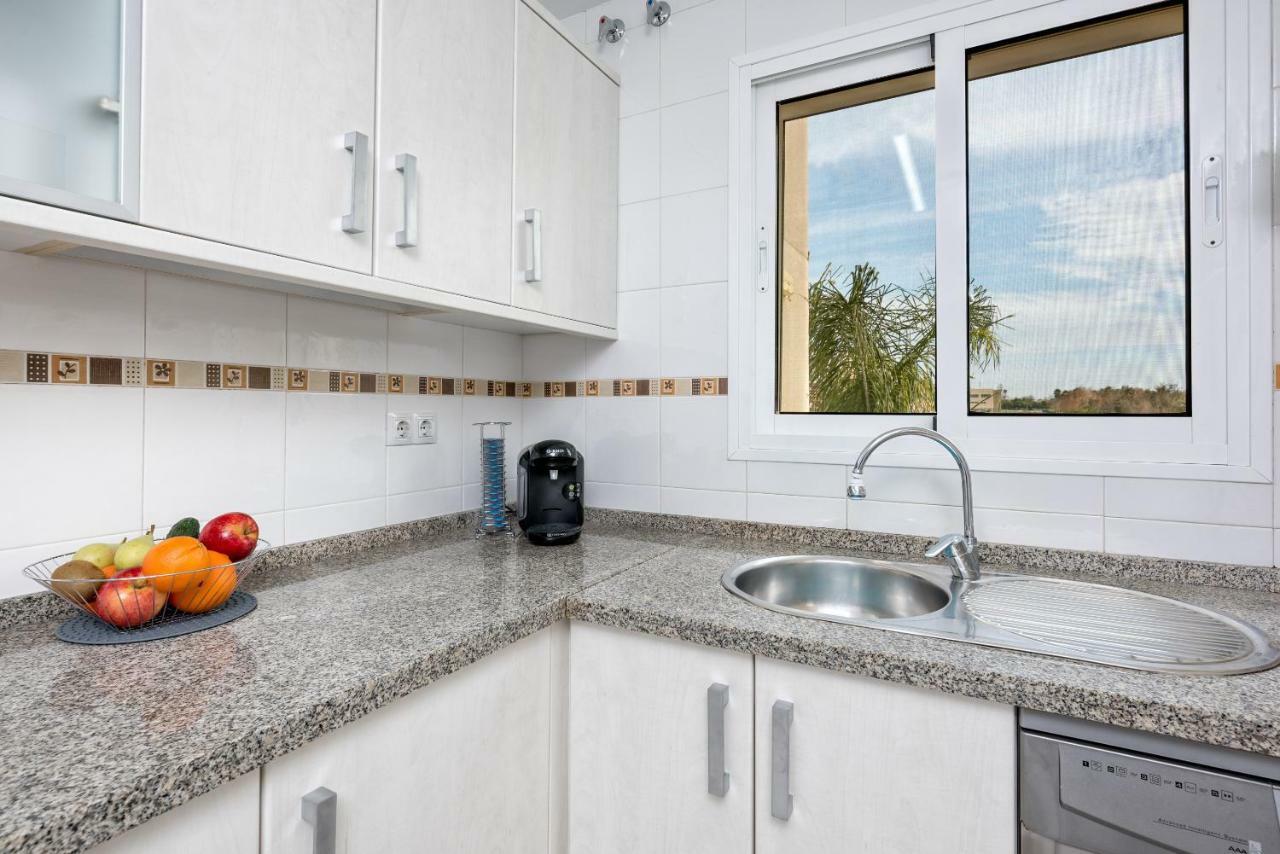 Wintowinrentals Best Location, Beach, Pool & Parking Rincon de la Victoria Exterior photo